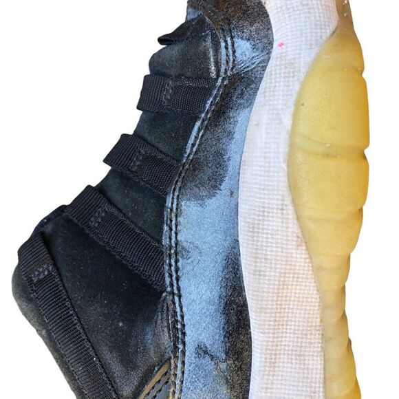 Rare 2016 Air Jordan 11 Retro Low Barons Size 6.5 - Picture 4 of 14